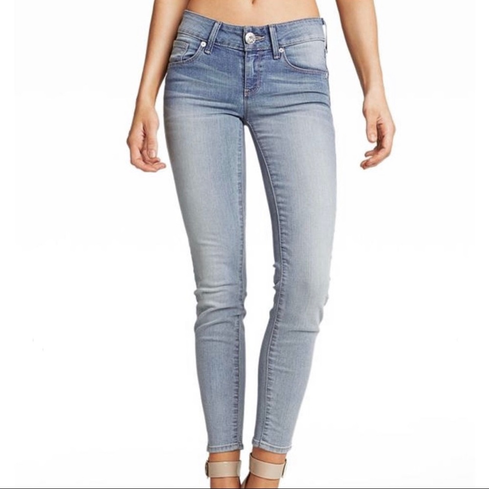 🌺Guess Ankle Length Emma Skinny Jeans🌺 - Picture 2 of 8